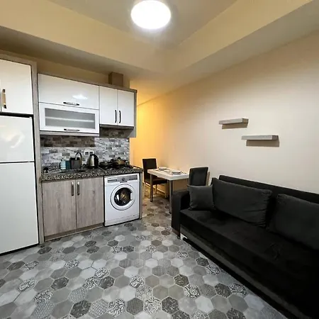 Basement Floor, Merkezi, Erasta Mall Karsisi '21' *