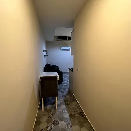 Basement Floor, Merkezi, Erasta Mall Karsisi '21' 安塔利亚
