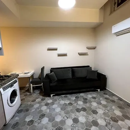 Basement Floor, Merkezi, Erasta Mall Karsisi '21' Apartment *
